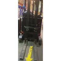 LINDE Reach Truck 1.6 ton - Master