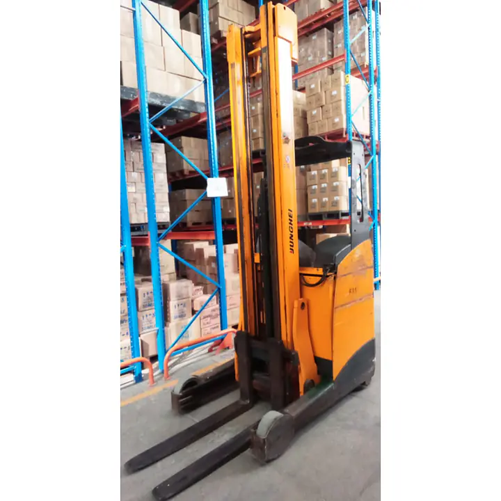 JUNGHEINRICH Reach Truck 1.4 ton - Master