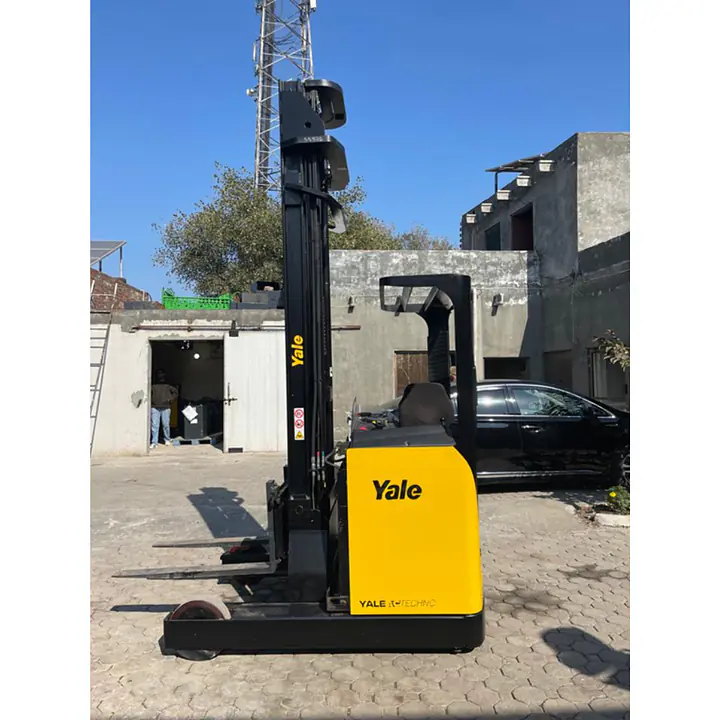 YALE Reach Truck 1.6 ton - Master