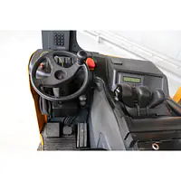 JUNGHEINRICH Reach truck 1.6 ton - Master