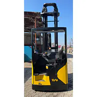 YALE Reach Truck 1.6 ton - Master