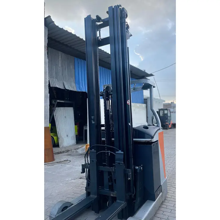 STILL Reach Truck 1.4 ton - Master