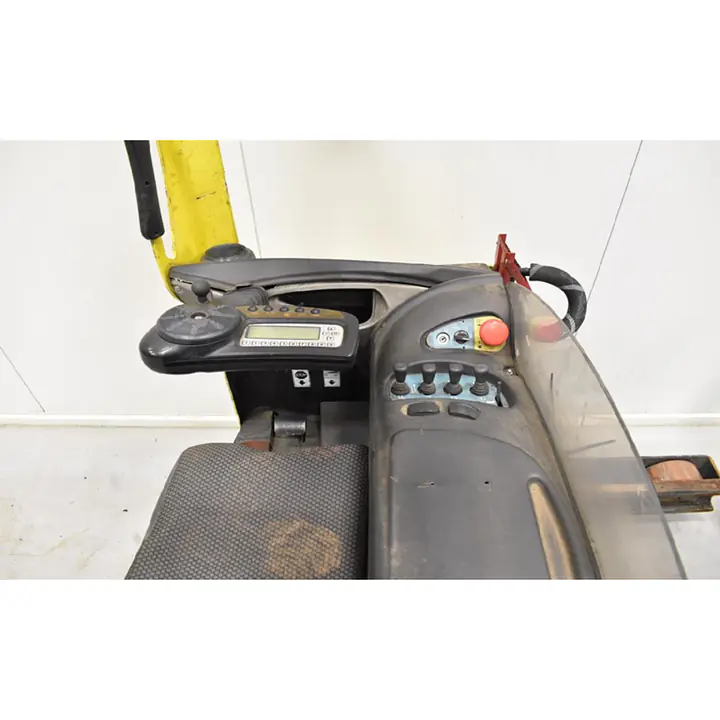 Hyster Reach Truck 1.4 ton - Master