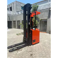 BT Electric Stacker 1.6 ton - Master