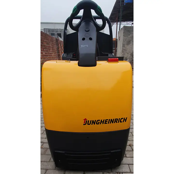 JUNGHEINRICH Order Picker 2 ton - Master