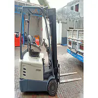 CROWN Forklift 1.6 ton - Master