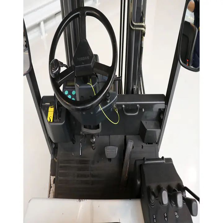 NISSAN Forklift 2.5 ton - Master